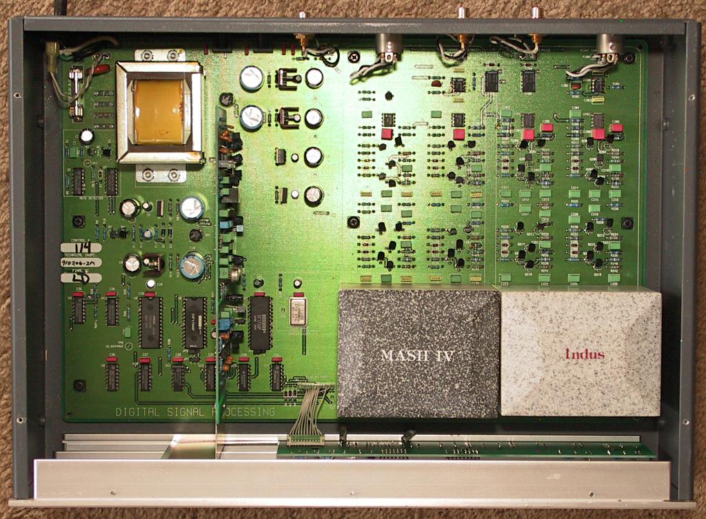 California Audio Labs System 1 - mainboard
