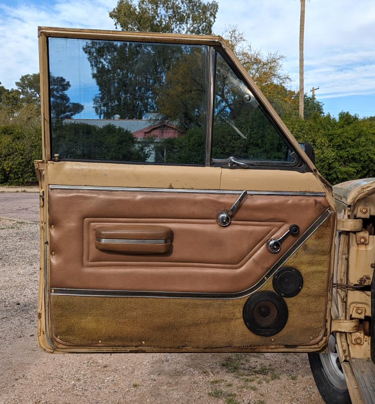 1977 Jeep Wagoneer front left door