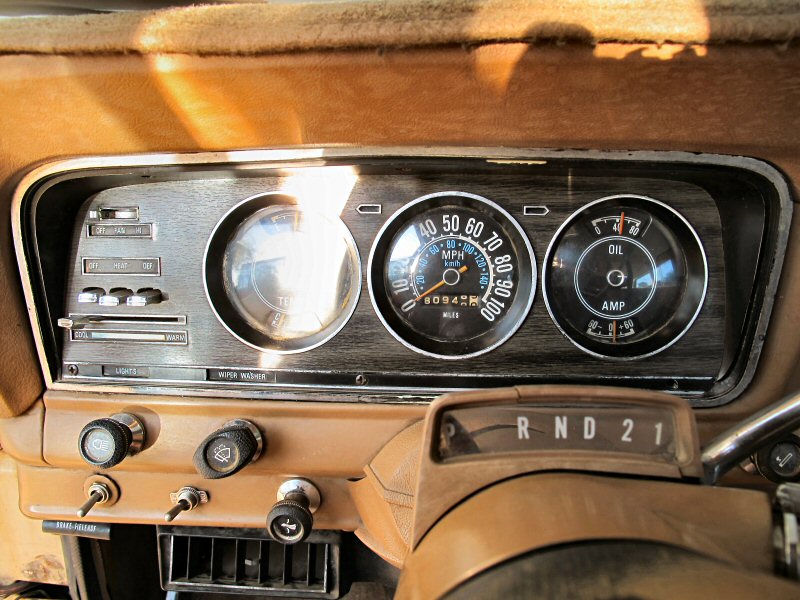 Guages 1977 Jeep Wagoneer