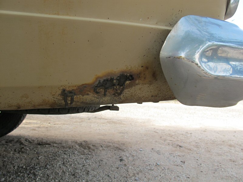 rear fender rust 1977 Jeep Wagoneer