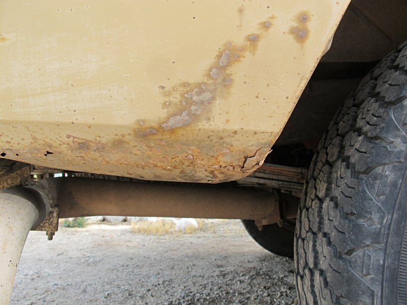 rear fender rust 1977 Jeep Wagoneer