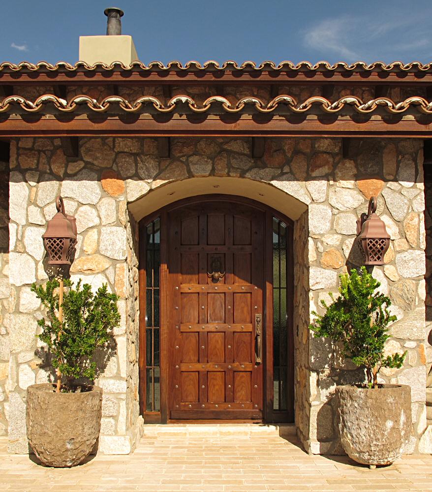 Antique Italian Tuscany style entry